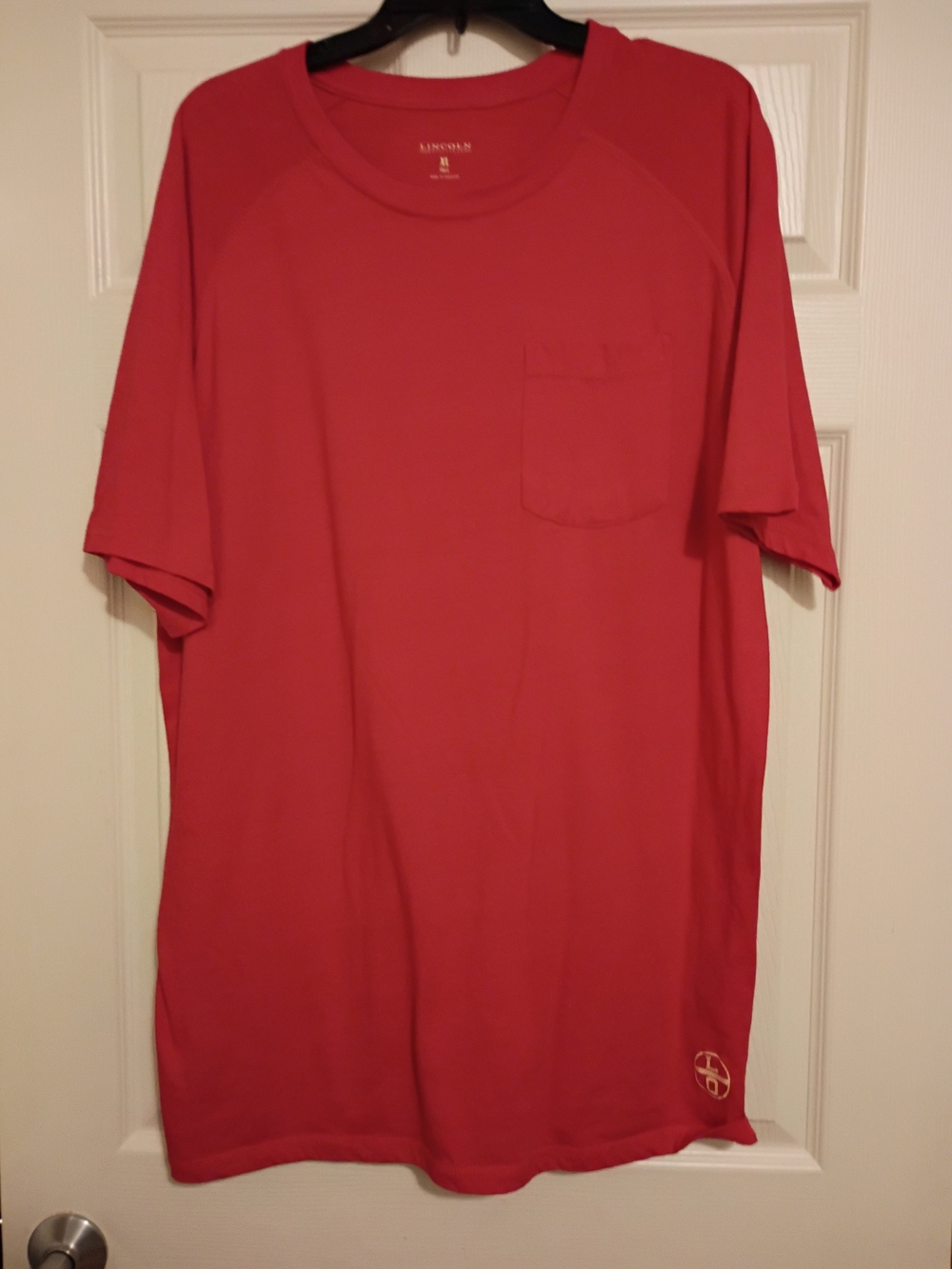 Lincoln Men's Red Short-Sleeve Pocket Tee